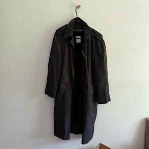 Vintage Black Classic Trench Coat with fur inner lining